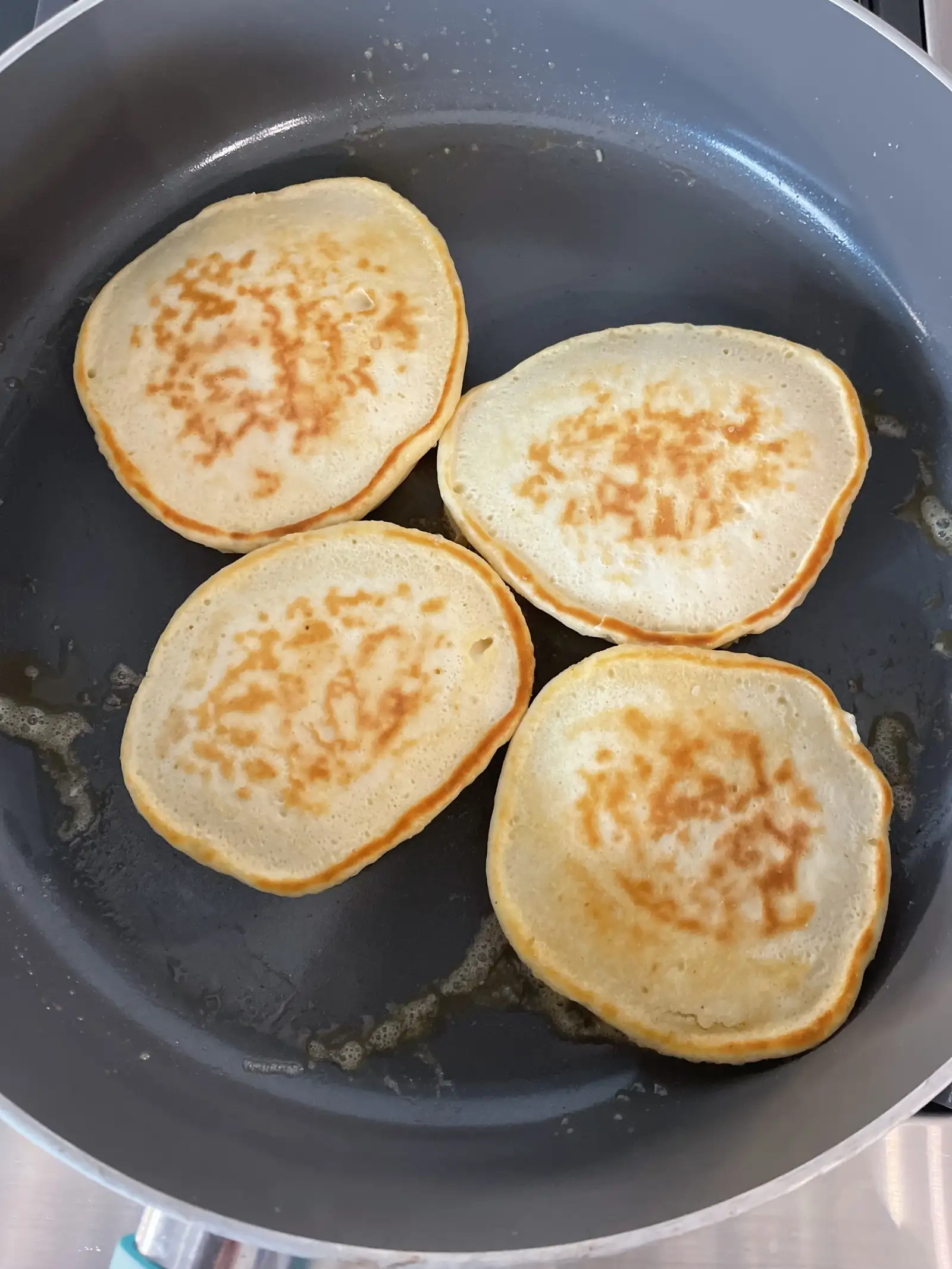 Fluffy Homemade Pancakes